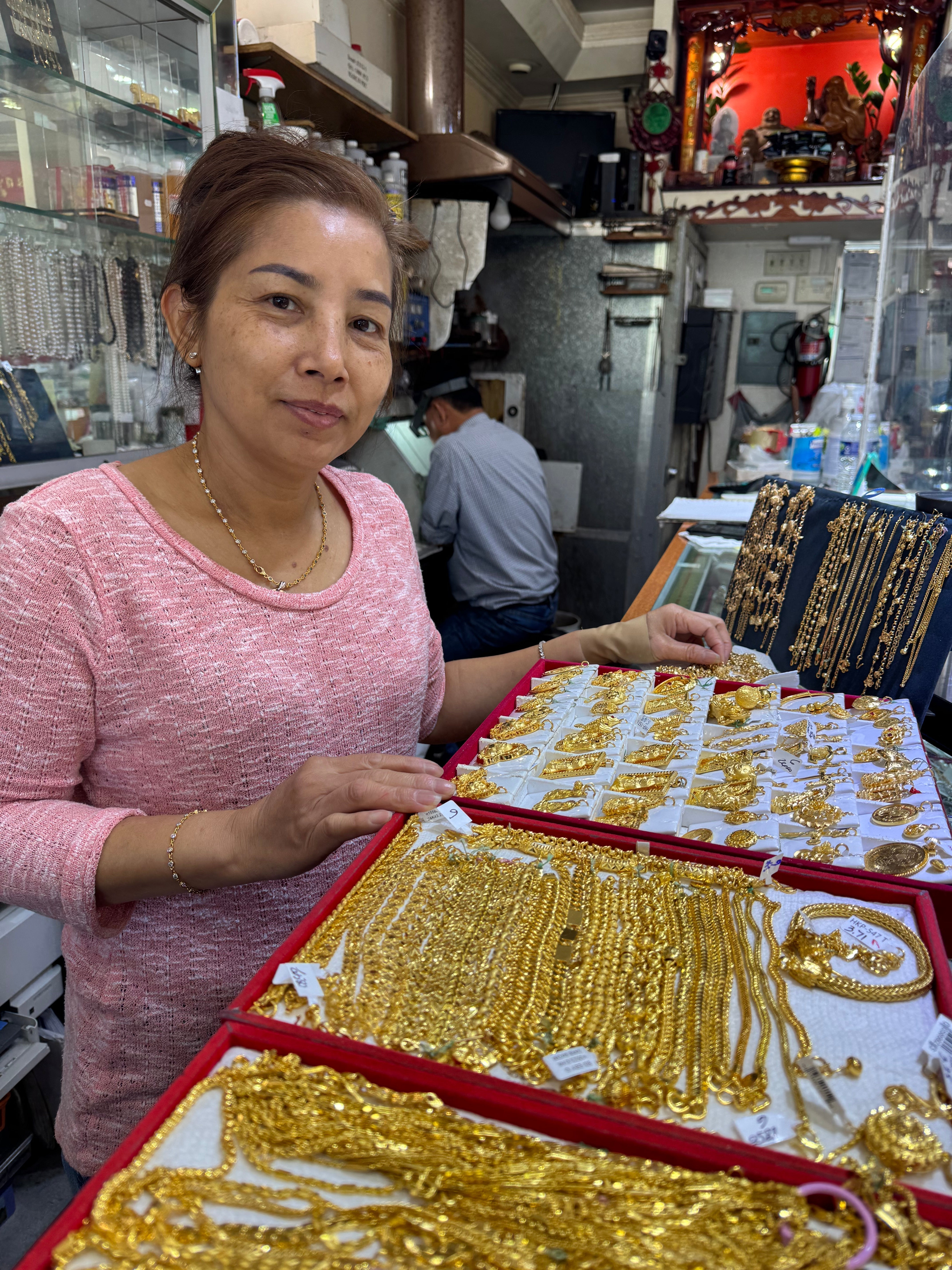 24K Gold Jewelry: The Complete Guide to 999.9 Pure Gold Investment Pieces