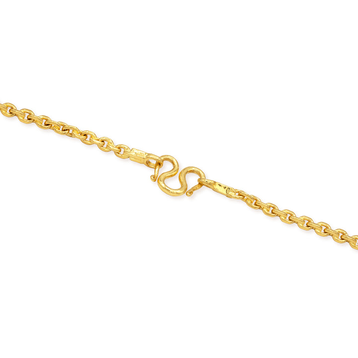 Close-up of M lock clasp on 24k gold cable link chain
