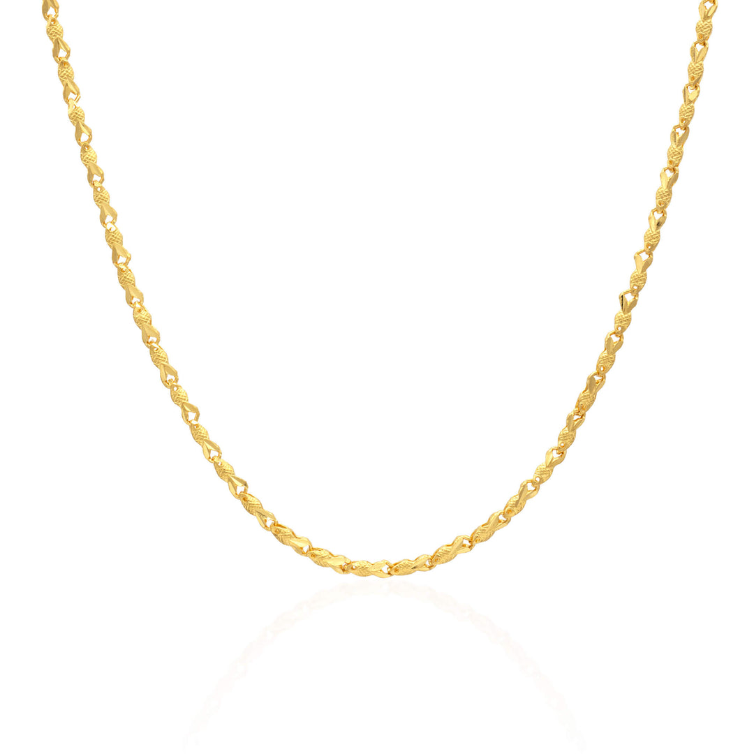 24k gold fish link necklace on a white background