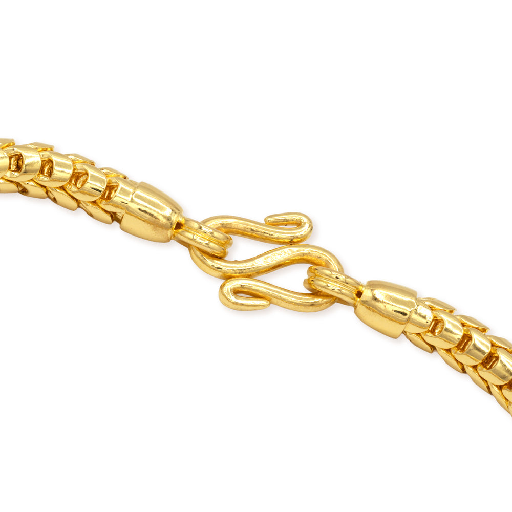 Secure S-clasp lock on 5.5mm 24k gold franco chain bracelet